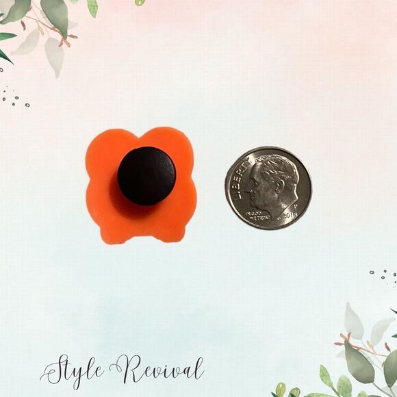 🚨 5/$10! Croc Shoe Charms Jibbitz - Keroppi Sanrio Kawaii Hello Kitty - Picture 2 of 3